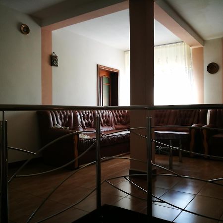 Pensiunea Ramona Cărpinişu Exteriör bild